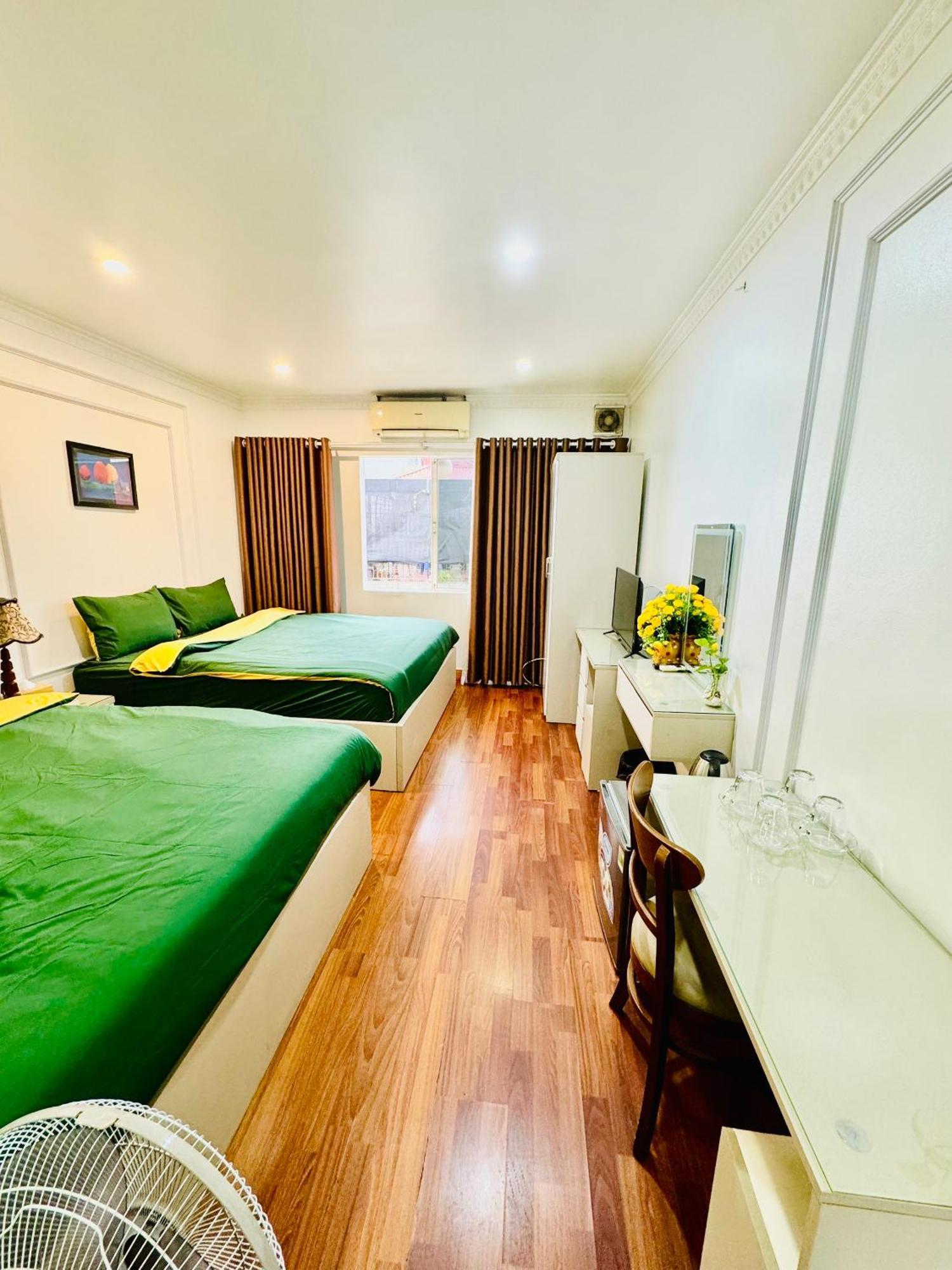 Il Divo Hostel & Spa Hanoi Buitenkant foto